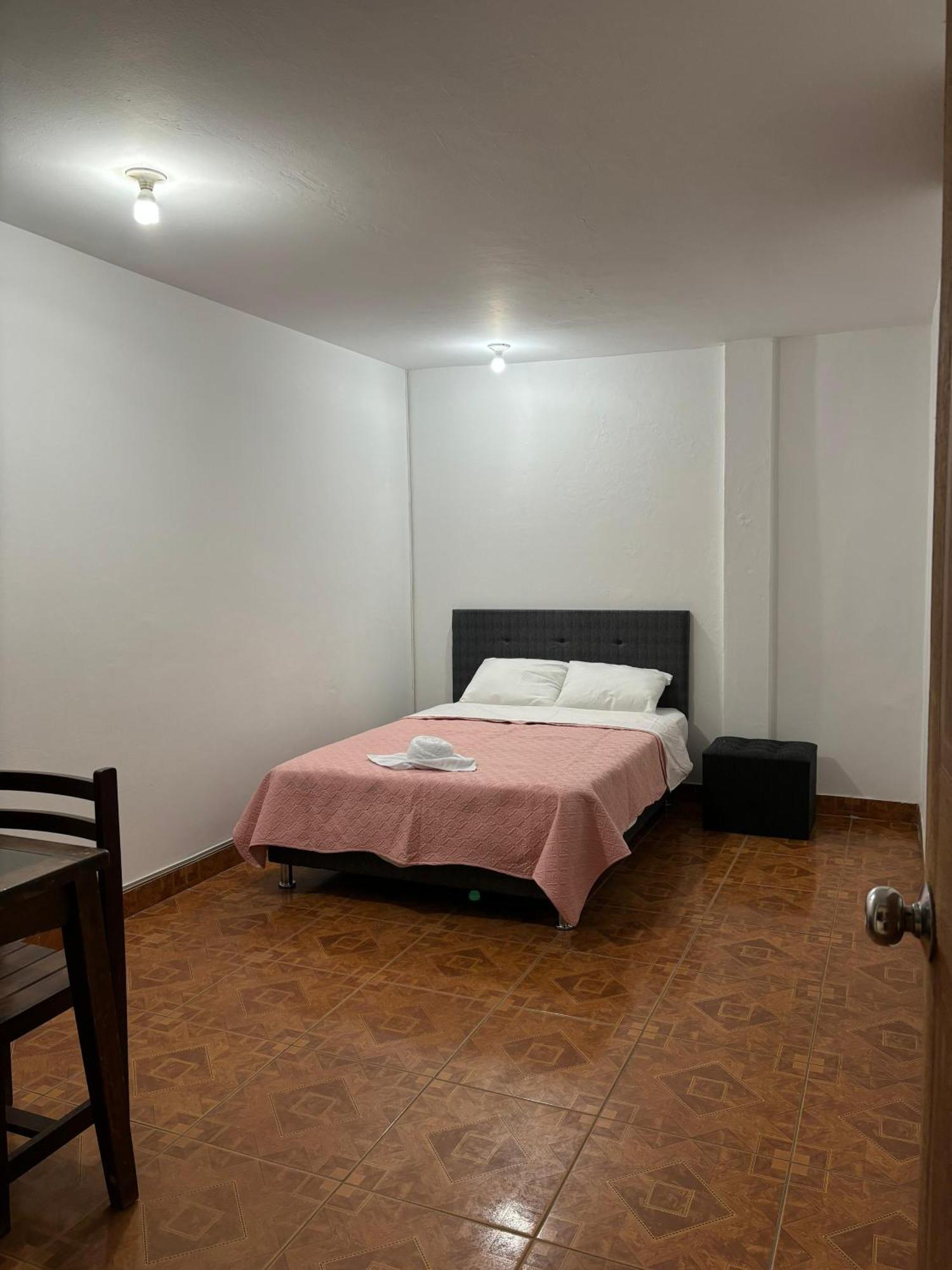 La Calandria Hotel กาฮามาร์กา ภายนอก รูปภาพ